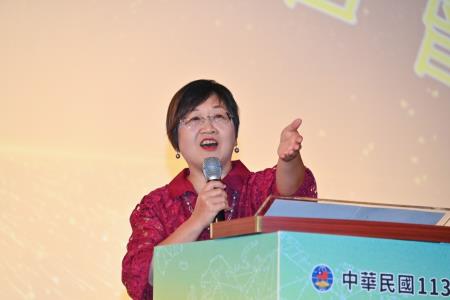 2024年9月10日行政院長卓榮泰出席「 僑委會僑務委員會議」行政院院長歡迎酒會3　共6張