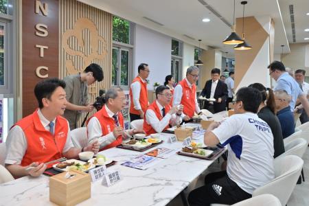 2024年6月15日行政院長卓榮泰視察國家運動訓練中心、國家運動科學中心及國家培訓隊備戰2024巴黎奧運及巴黎帕運情形_3 　共13張