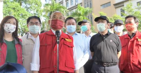 2021年8月10日行政院長蘇貞昌視察臺南仁德區三爺溪排水治理情形 _3