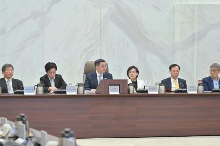 2026年9月22日行政院長卓榮泰主持食品安全會報115年第3次會議 　共6張