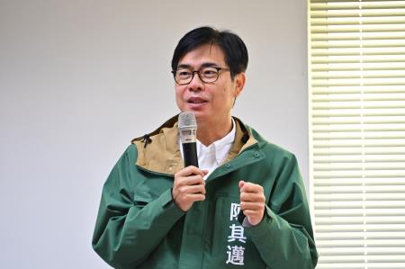 2023年2月3日行政院長陳建仁參訪朝友工業公司暨螺絲螺帽產業座談會8　共10張