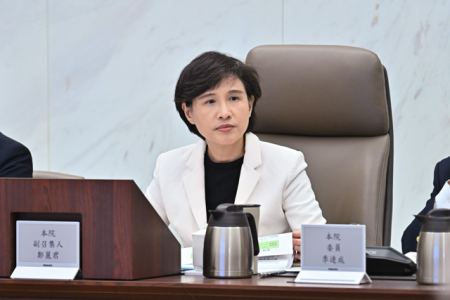 2026年5月26日行政院副院長鄭麗君主持中央災害防救會報第53次會議 　共7張
