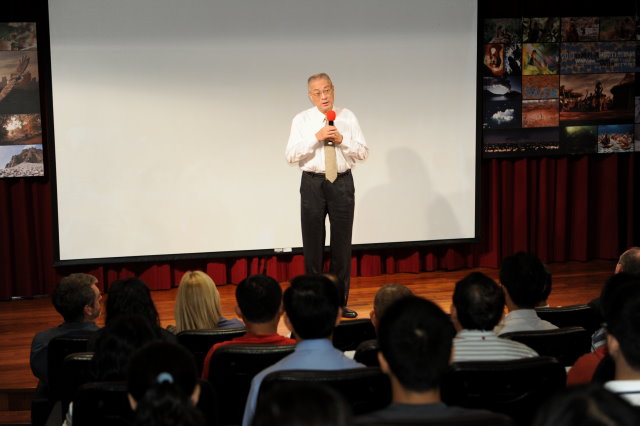 吳揆出席2011台灣野望國際自然影展研討會 　共1張