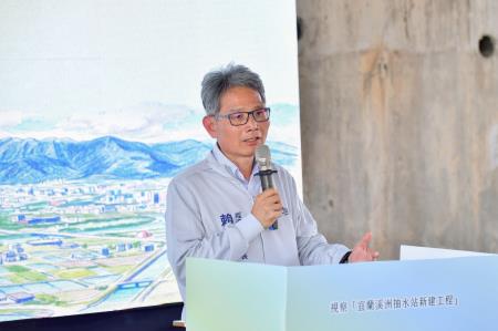 2026年7月17日行政院長卓榮泰視察宜蘭溪洲抽水站新建工程 　共5張