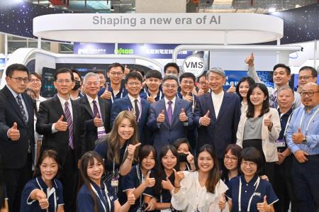 卓院長今（4）日出席「SEMICON Taiwan 2024國際半導體展」開幕典禮照片 共7張　共7張
