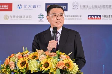 2024年8月20日行政院長卓榮泰出席「2024全面阻絕詐騙論壇閉幕」 _3_ 　共5張