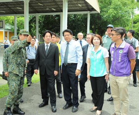 1070707行政院長賴清德視察高雄榮總屏東分院預定地_2