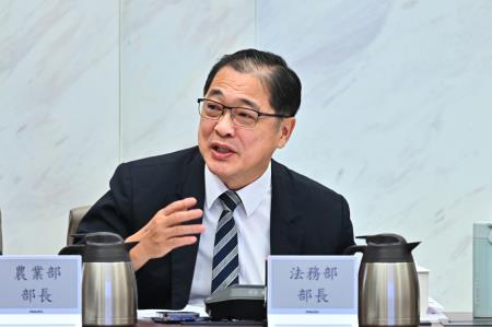 2026年6月30日行政院長卓榮泰主持行政院115年第3次治安會報 　共6張