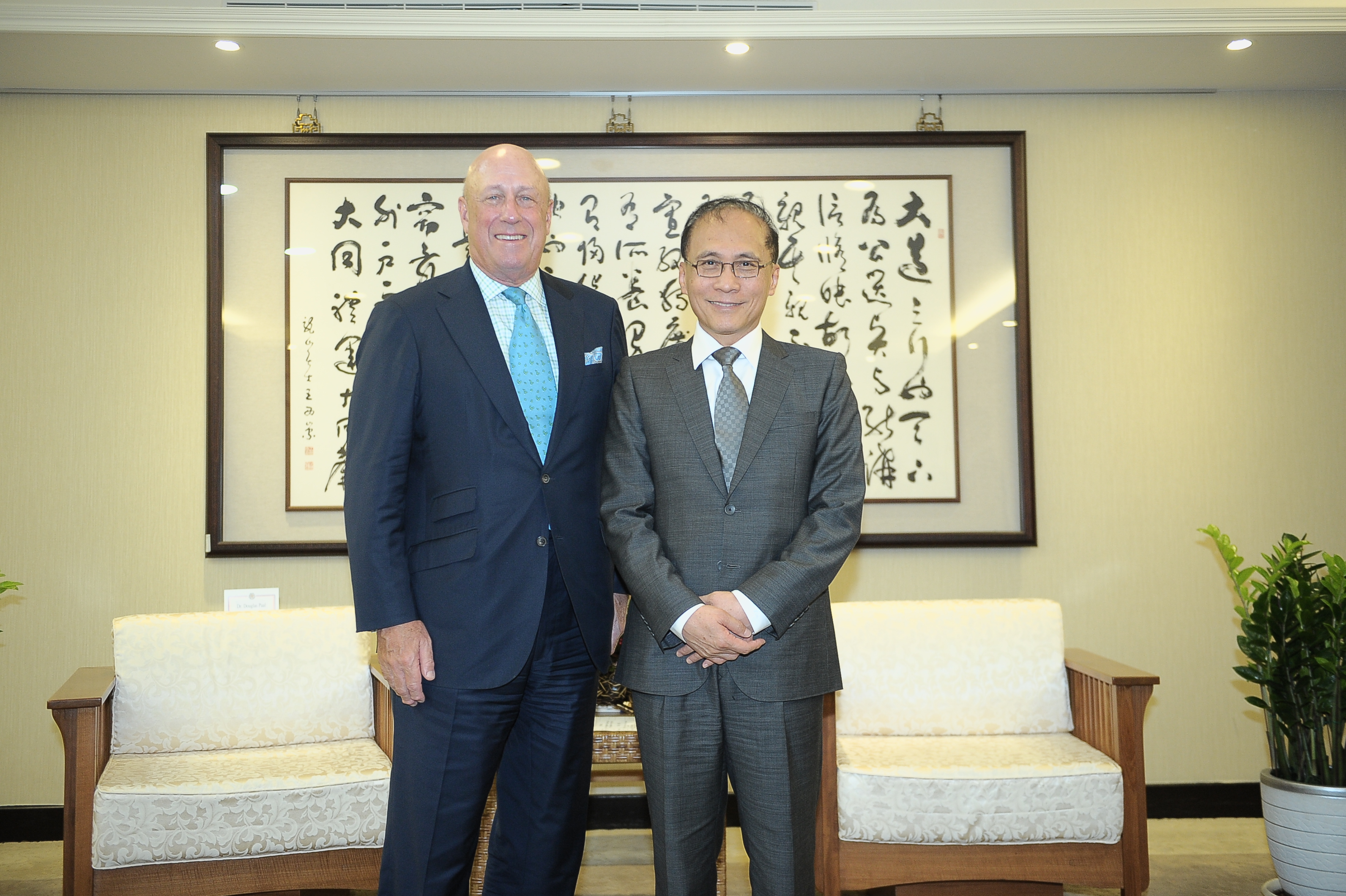 林揆接見「卡內基國際和平基金會」研究副會長包道格 　共1張