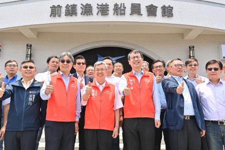 2024年5月10日-2行政院長陳建仁視察「前鎮漁港船員會館」