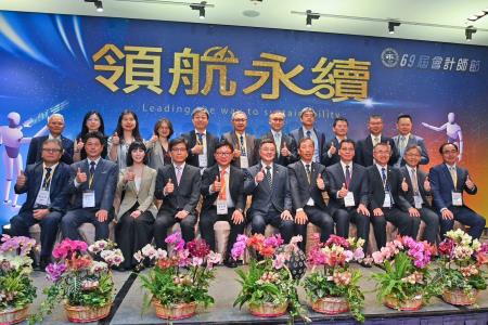 2026年6月30日行政院長卓榮泰出席「第69屆會計師節慶祝聯歡晚會」 　共5張