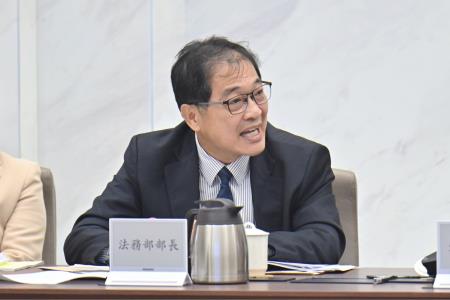2024年6月17日行政院長卓榮泰主持行政院毒品防制會報第三十五次會議6. 　共7張
