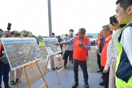 2023年6月12日行政院長陳建仁視察白匏湖運動休閒生態園區暨社會住宅興建計畫。 　共13張