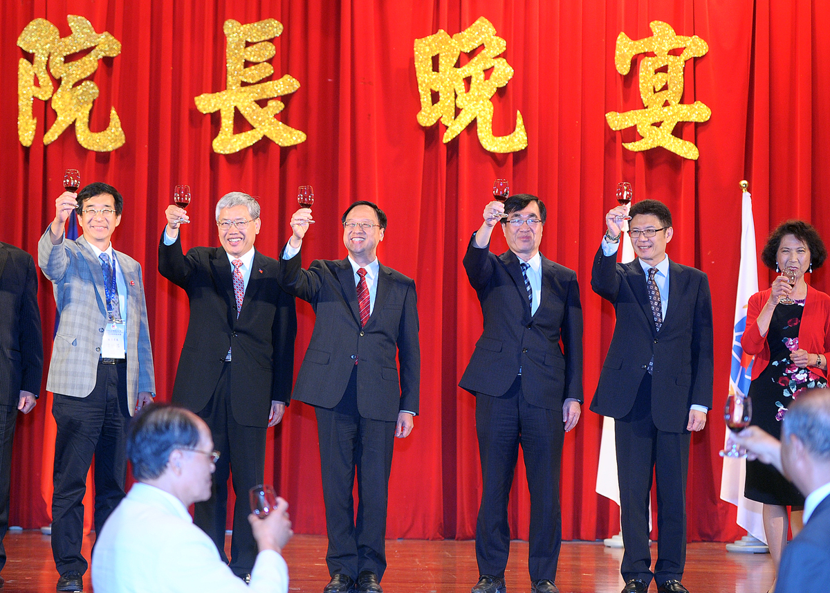 出席僑務委員會議晚宴 江揆感謝僑胞對我國的堅定支持 　共2張
