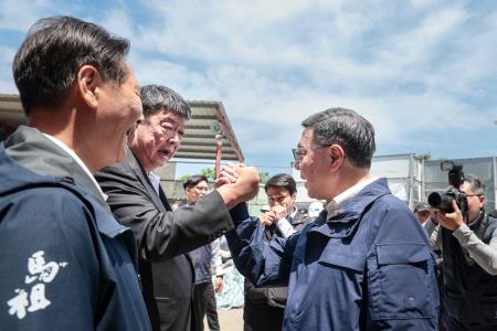 2026年5月1日行政院長卓榮泰視察海巡署第十海巡隊廳舍重建工程進度 　共8張