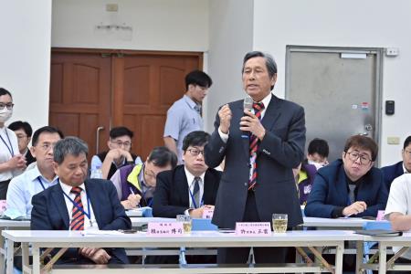 2025年4月12日行政院長卓榮泰出席彰化產業座談會_12　共12張