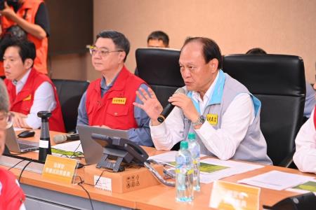 2026年8月13日行政院長卓榮泰視察「2026城鎮韌性」防空演習 　共7張