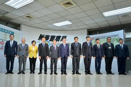 2024年7月10日行政院長卓榮泰出席「重大電信網路詐欺暨掃黑案件查緝成果記者會」　共10張