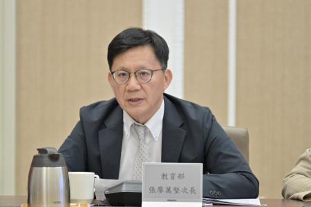 2026年9月22日行政院長卓榮泰主持食品安全會報115年第3次會議 　共6張