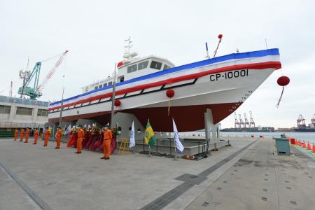 2022年3月7日行政院長蘇貞昌出席「海關巡緝艇汰舊換新計畫」首艘艇下水典禮3 　共5張
