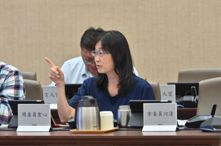2025年8月28日行政院副院長鄭麗君主持行政院國家永續發展委員會第37次委員會議 　共6張