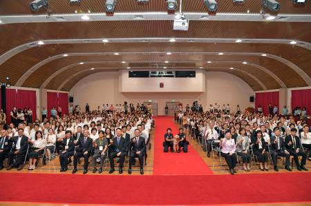 2024年7月1日行政院長卓榮泰出席「113年稅務節慶祝暨表揚大會」　共8張