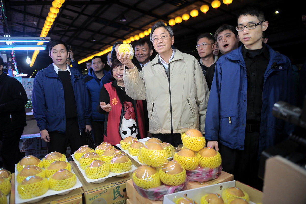 張揆：持續關注春節農漁產價格及供貨 讓民眾快樂團圓過好年
