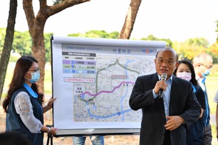 2020年11月21日行政院長蘇貞昌視察高屏東西向第二快速公路S__137126260　共2張