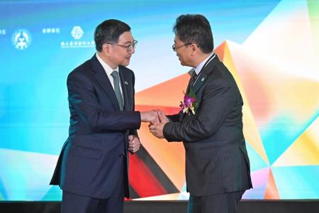 2026年3月23日行政院長卓榮泰出席第29屆國家講座主持人、第8屆國家產學大師獎暨第69屆學術獎頒獎典禮 　共5張