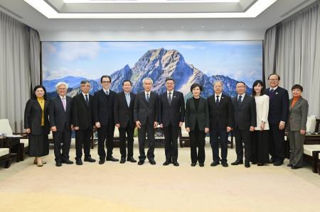 考試院周弘憲院長等一行拜會院長 　共10張