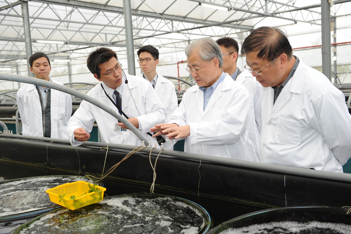 毛揆參訪屏東農業生物技術園區 盼開創臺灣新農業未來