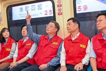 2026年8月13日行政院長卓榮泰視察「2026城鎮韌性」防空演習 　共7張
