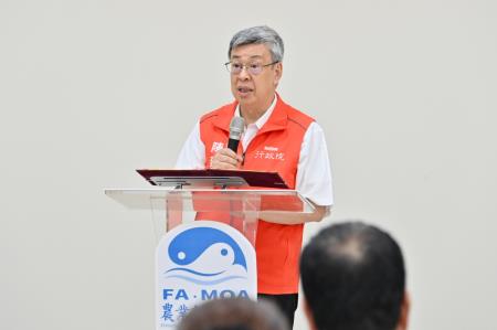 2024年5月10日-2行政院長陳建仁視察「前鎮漁港船員會館」