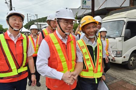 卓院長今（25）日視察「台電公司桃園區處穩定供電作業」照片 共9張　共9張