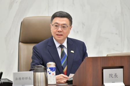 2024年12月5日行政院長卓榮泰主持行政院毒品防制會報第三十六次會議 　共8張