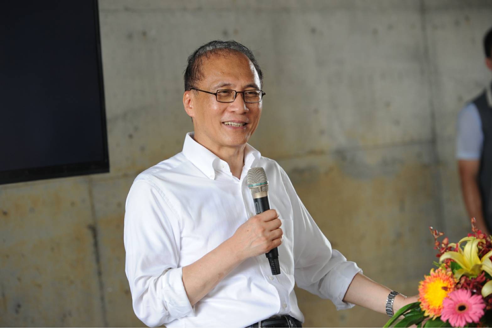 林揆：推動養豬業沼氣發電  達成循環經濟並解決我國環境及供電問題