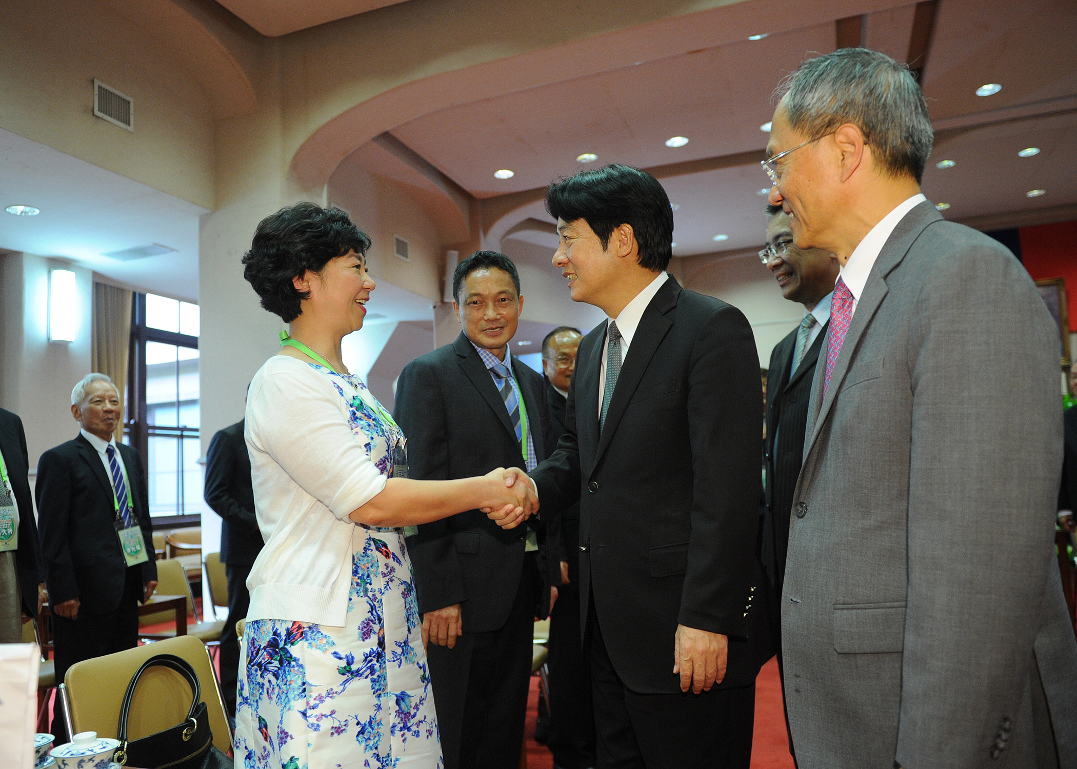 接見「北美各地台灣會館、台灣中心回國訪問團」 賴揆：拚經濟及國會溝通為優先要務　共5張