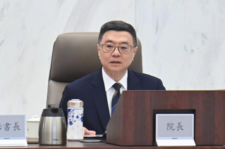 [新聞照片] 2024年6月24日行政院長卓榮泰主持行政院113年第3次治安會報 　共5張