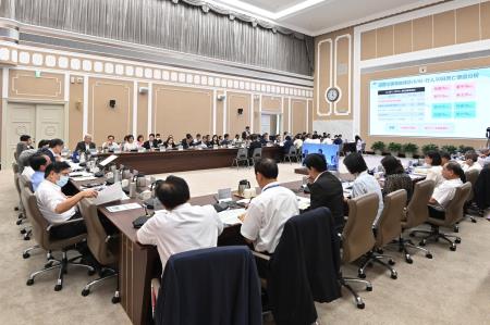 2024年8月7日行政院長卓榮泰主持中央道路交通安全會報113年第3次會議照片 　共4張