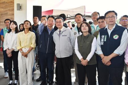 卓院長今（1）日視察「高雄～屏東間東西向第2條快速公路」興建規劃照片 共7張_1　共7張