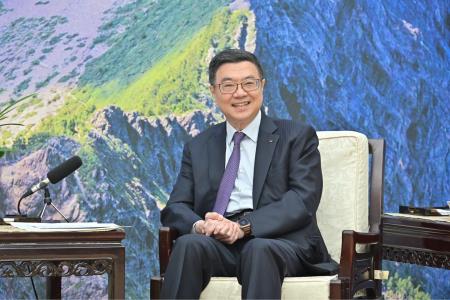 卓院長今(27)日接見「北美洲臺灣商會聯合總會回國訪問團」照片 共8張　共8張