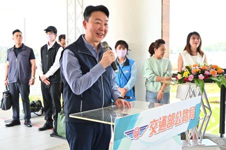 卓院長今（1）日視察「高雄～屏東間東西向第2條快速公路」興建規劃照片 共7張_6　共7張