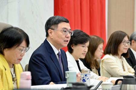 2024年9月2日行政院長卓榮泰主持「行政院113年第4次治安會報」S__108478963_0 　共5張