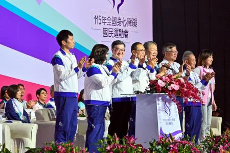 2026年5月23日行政院長卓榮泰出席115年全國身心障礙國民運動會開幕典禮 　共7張