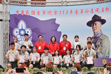 2024年3月3日行政院副院長鄭文燦出席中華民國童軍113年全國童軍節慶祝大會 S__3555380_0　共7張