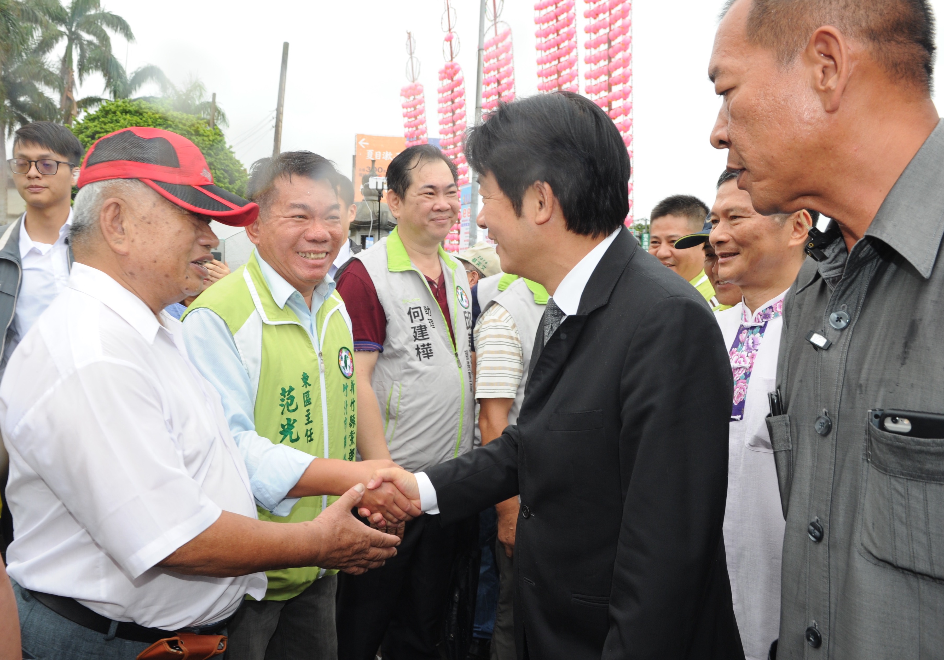 賴揆出席全國義民祭開幕 宣布三好消息 浪漫台三線指日可成 　共8張
