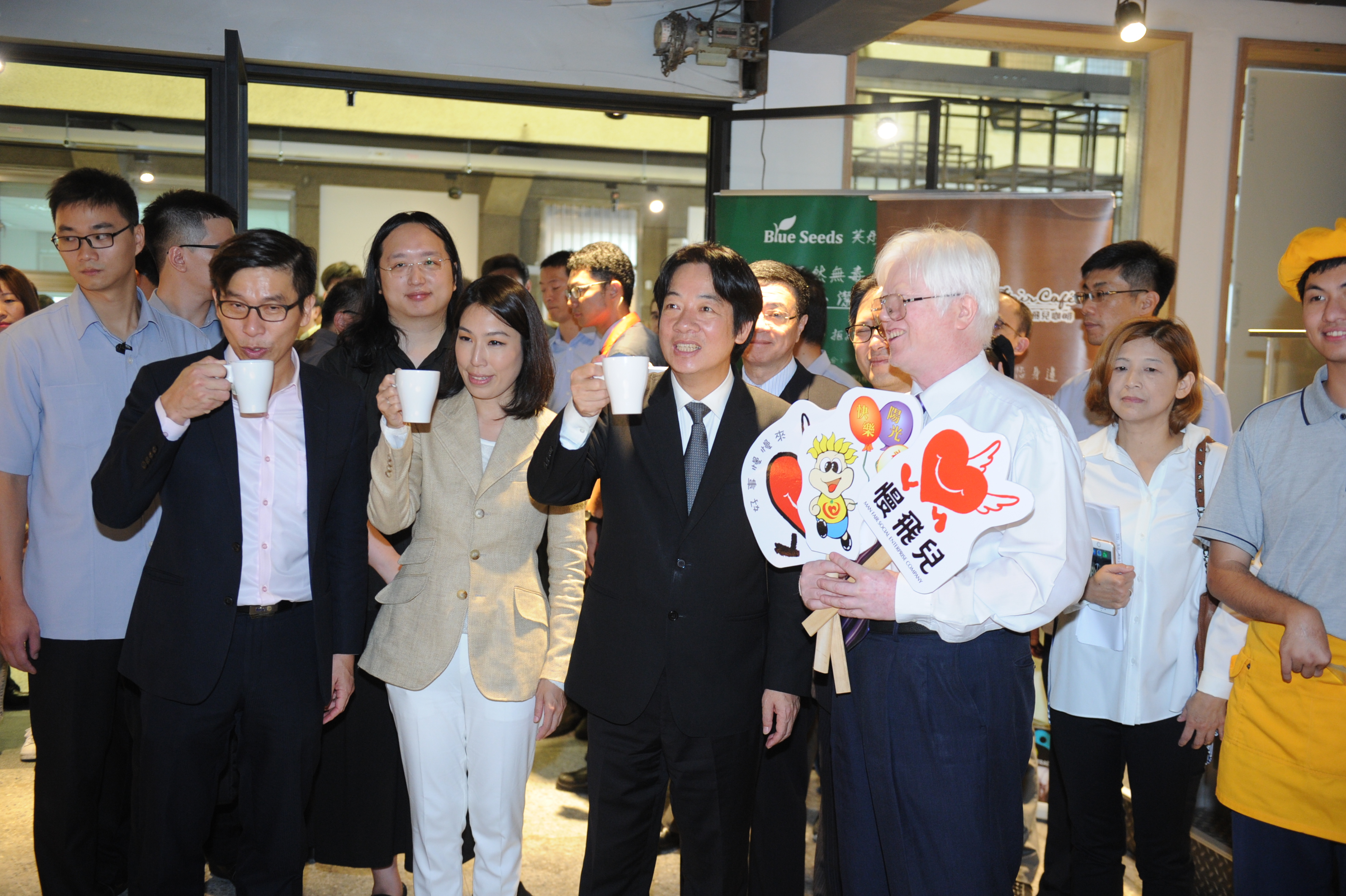 賴揆：落實總統新經濟發展策略  社會創新實驗中心與國際接軌並推廣至各縣市　共6張