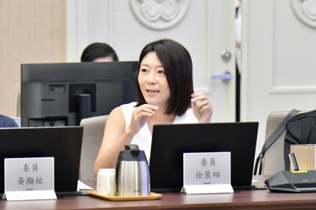 2024年9月23日行政院副院長鄭麗君主持行政院「體育暨運動發展部」諮詢小組第3次會議S__477962296_0_0 　共8張