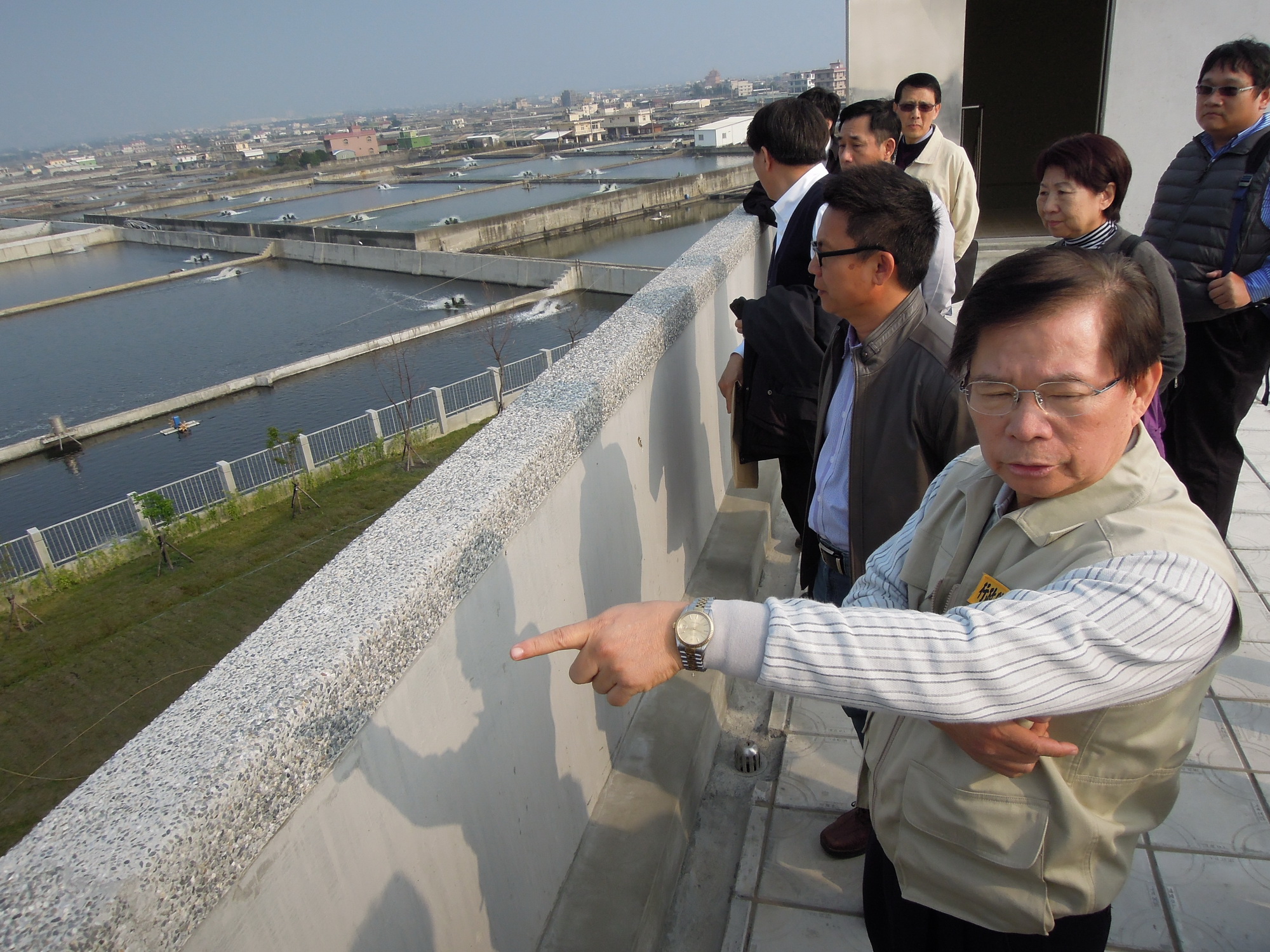 國土保育專案小組查看屏東沿海超抽地下水引起地層下陷等情形 　共4張