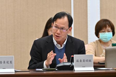 卓院長今(27)日主持中央道路交通安全會報114年第1次會議照片 共7張_2 　共7張